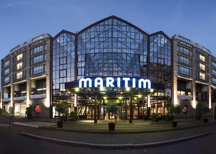 Hotel Jacuzzi: Maritim Hotel Koeln